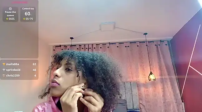 Zia Green online show from 03-16-25, 05:03