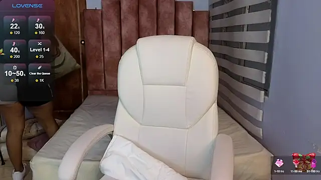 Snapshot of lou_rosse_ chatting on 12-20-24, 09:06 lou rosse  online show from 12-20-24, 09:06