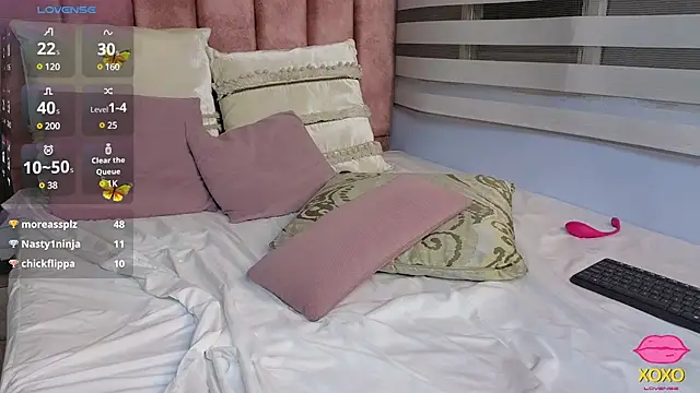 Snapshot of lou_rosse_ chatting on 03-04-25, 12:39 lou rosse  online show from 03-04-25, 12:39