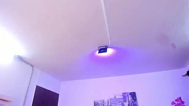 Amy Kiitty  online show from 11-26-25, 12:39