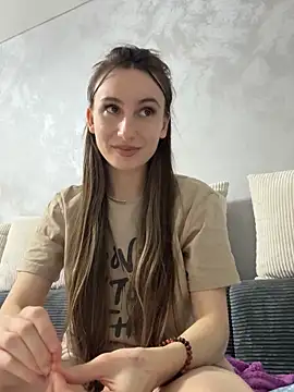 Snapshot of viviandaimond1 chatting on 11-17-25, 07:30 viviandaimond1 online show from 11-17-25, 07:30