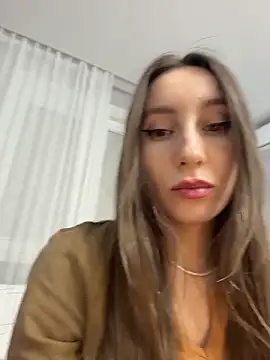 viviandaimond1 online show from 02-12-26, 07:42