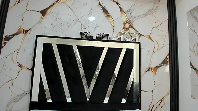 KarinaSimonz online show from 02-17-26, 07:42