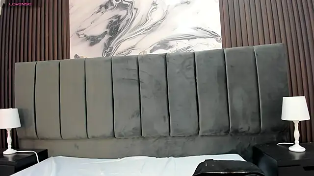 KarinaSimonz online show from 04-18-26, 07:58