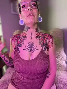 GoldieBakeman online show from 02-12-26, 08:26