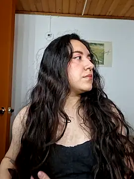 Emi chik online show from 05-15-26, 04:08