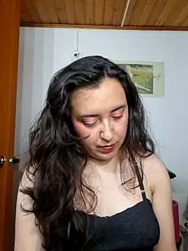 Emi chik online show from 06-26-26, 04:39