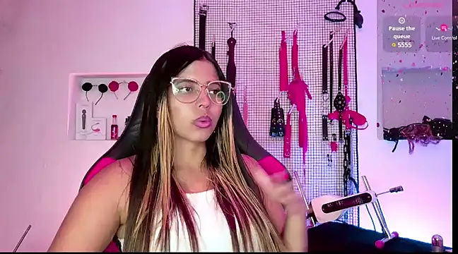 Snapshot of Megaan_Greey chatting on 01-30-25, 12:06 Megaan Greey online show from 01-30-25, 12:06