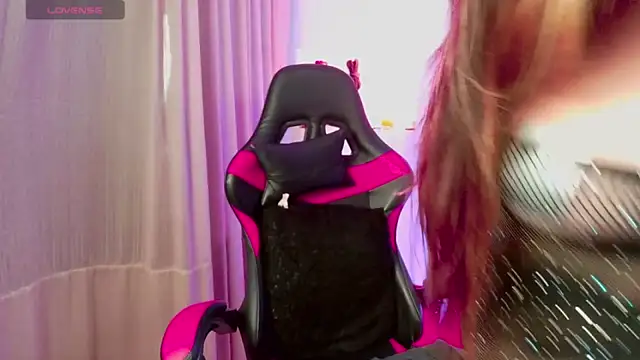 Snapshot of Megaan_Greey chatting on 10-08-25, 04:15 Megaan Greey online show from 10-08-25, 04:15