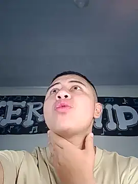 Snapshot of SexyBoy-Bigclit chatting on 12-26-24, 10:26 SexyBoy-Bigclit online show from 12-26-24, 10:26
