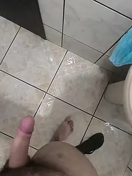 Snapshot of Lucadelas3453 chatting on 01-13-25, 03:36 Lucadelas3453 online show from 01-13-25, 03:36