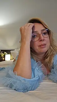 MariaRichi  online show from 04-02-26, 06:49