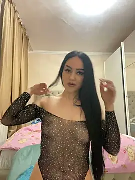 Snapshot of Gya_Rue chatting on 02-12-25, 04:11 Gya Rue online show from 02-12-25, 04:11