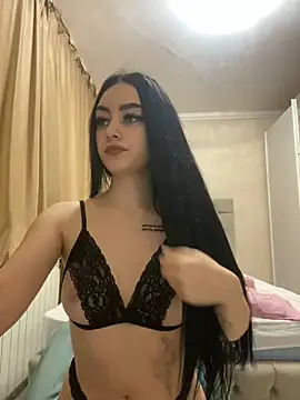 Snapshot of Gya_Rue chatting on 02-13-25, 04:28 Gya Rue online show from 02-13-25, 04:28