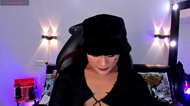 Emili Roux online show from 04-19-26, 06:10