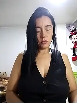 hailey85 online show from 02-04-26, 11:42