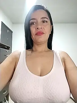 hailey85 online show from 03-31-26, 01:18