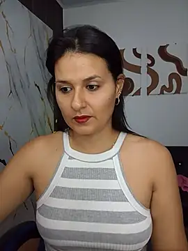 Snapshot of elena_jonees chatting on 05-15-26, 08:38 elena jonees online show from 05-15-26, 08:38
