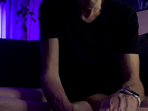 Bula94193 online show from 09-08-25, 09:36