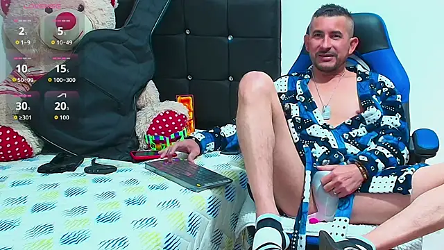 Snapshot of Yeol_King chatting on 09-21-25, 06:53 Yeol King online show from 09-21-25, 06:53