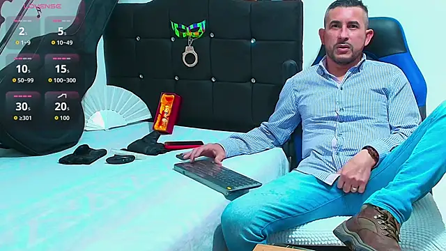 Snapshot of Yeol_King chatting on 11-05-25, 06:30 Yeol King online show from 11-05-25, 06:30