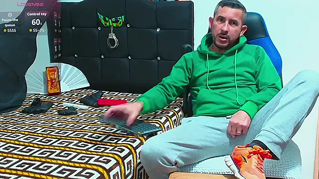 Snapshot of Yeol_King chatting on 11-15-25, 02:57 Yeol King online show from 11-15-25, 02:57