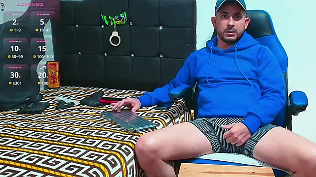 Snapshot of Yeol_King chatting on 11-21-25, 02:16 Yeol King online show from 11-21-25, 02:16