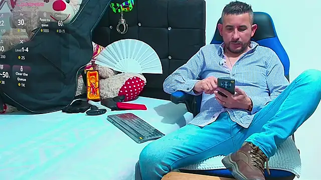 Snapshot of Yeol_King chatting on 11-24-25, 06:40 Yeol King online show from 11-24-25, 06:40