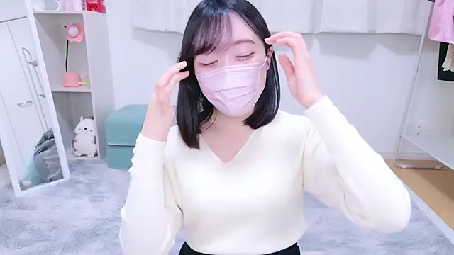 Snapshot of Yurie_ chatting on 12-07-24, 02:09 Yurie online show from 12-07-24, 02:09