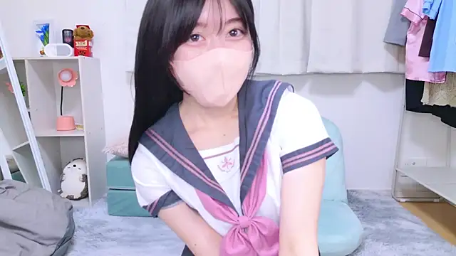 Snapshot of Yurie_ chatting on 03-02-25, 11:07 Yurie online show from 03-02-25, 11:07