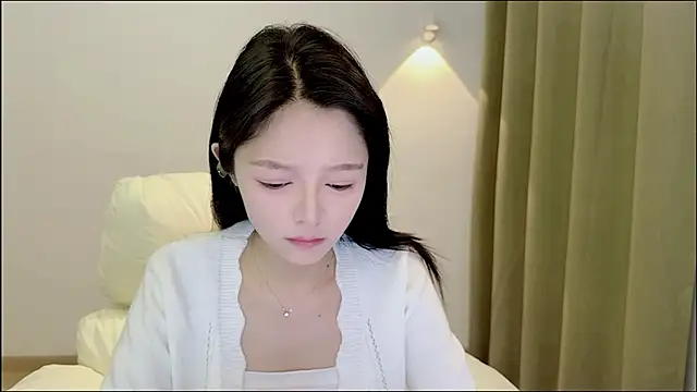 xiaodaibabyy online show from 11-15-25, 07:05