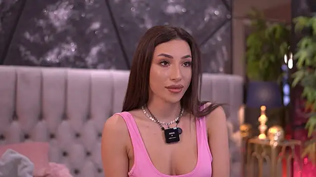 GinaValentinna online show from 05-12-26, 07:33