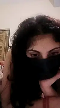 Snapshot of InLero chatting on 12-29-24, 12:20 InLero online show from 12-29-24, 12:20