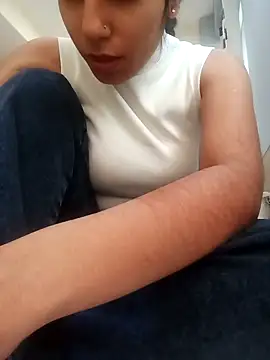 Snapshot of InLero chatting on 01-27-25, 06:52 InLero online show from 01-27-25, 06:52