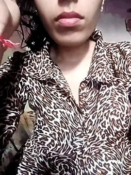 Snapshot of InLero chatting on 02-23-25, 05:56 InLero online show from 02-23-25, 05:56