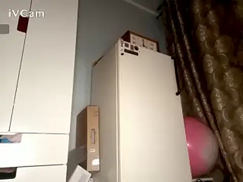 -LauraGold- online show from 12-17-24, 01:50