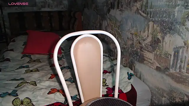 -LauraGold- online show from 01-08-25, 08:39