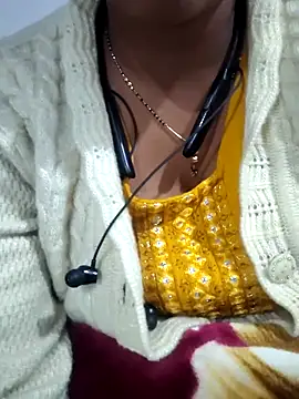 lovelyruhi online show from 01-06-25, 11:18