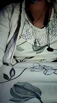 lovelyruhi online show from 01-19-25, 06:21