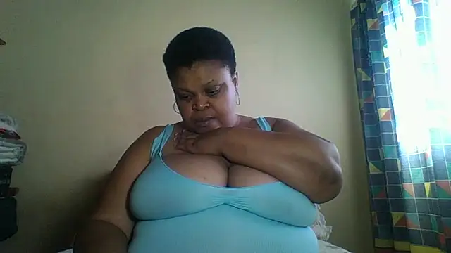 Snapshot of 9voluptiustits chatting on 02-26-26, 07:29 9voluptiustits online show from 02-26-26, 07:29