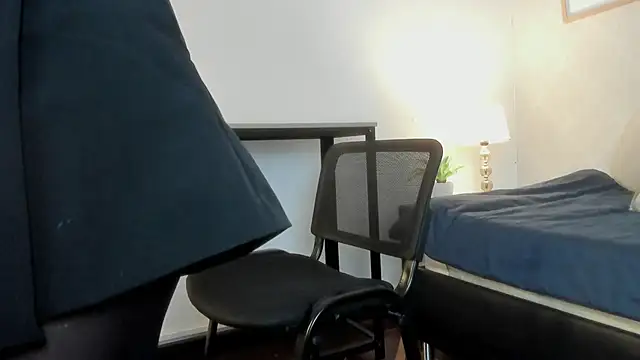 Caroline dh online show from 02-20-26, 11:43