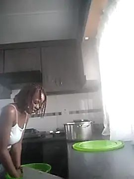 Feathergal69  online show from 12-04-24, 02:59