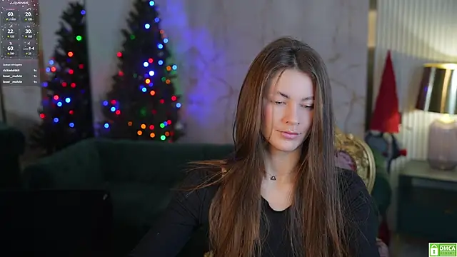 Julia  Star  online show from 01-21-25, 07:47