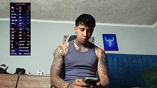 Nickhot0609 online show from 07-17-26, 07:41