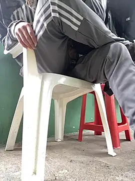 Jestebanano online show from 09-30-25, 01:27