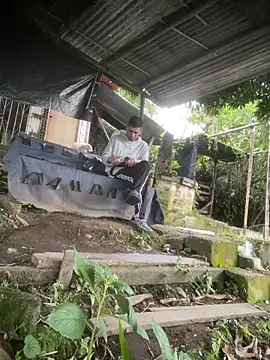 Jestebanano online show from 03-18-26, 12:30