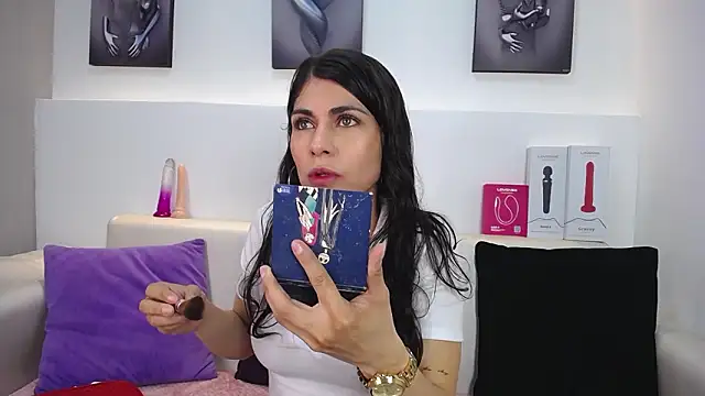 Melodi Roux online show from 01-15-26, 01:05