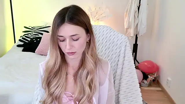 Sophie Enzo online show from 01-24-25, 10:53