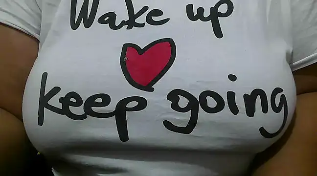 Snapshot of Queen_of_boobs01 chatting on 01-28-25, 10:45 Queen of boobs01 online show from 01-28-25, 10:45