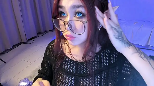 Snapshot of Yuriko_May chatting on 01-06-25, 04:13 Yuriko May online show from 01-06-25, 04:13